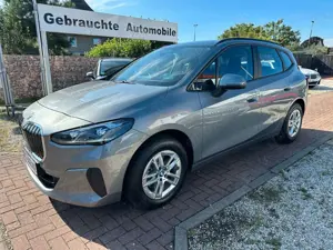 BMW 218 218d AT*AHK*HUD*ADAPT.LED*DAB*360°KAMERA*