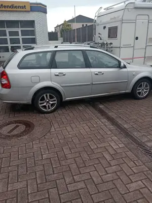 Chevrolet Nubira 1.6 Kombi SX Bild 5