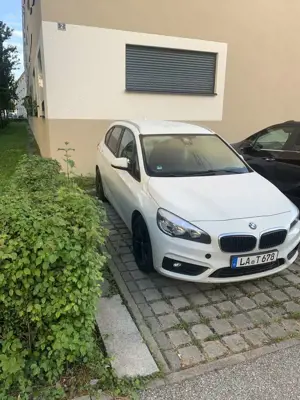 BMW 218