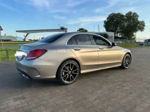 Mercedes-Benz C 200 4Matic 9G-TRONIC AMG Line