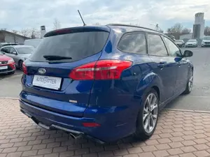 Ford Focus Turnier 1.5 EcoBoost ST-Line Navi|Xenon... Bild 4