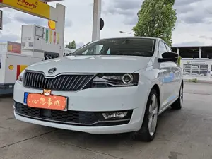 Skoda Rapid/Spaceback Rapid Spaceback 1.0 TSI Teilleder Navi