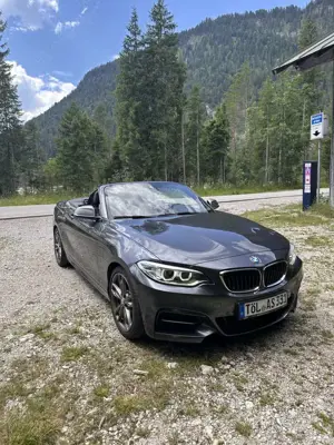 BMW 235 M235i Cabrio Sport-Aut.