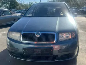 Skoda Fabia Fabia Fließheck 1.4 16V Extra