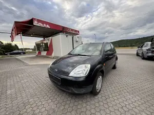 Ford Fiesta 1.3 Benzin Bild 2