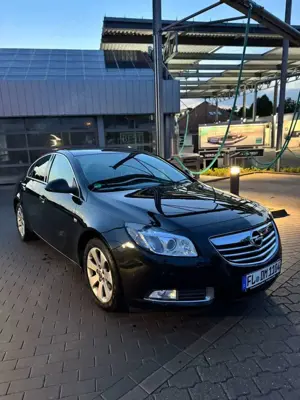 Opel Insignia 2.0 CDTI Design Edition Bild 4