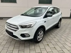 Ford Kuga Trend Klima SHZ Lenkradheizung