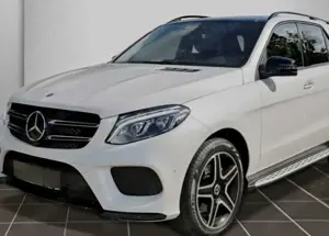 Mercedes-Benz GLE 350 d 4Matic 9G-TRONIC AMG Line Bild 1