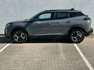 Peugeot 2008 Allure PureTech 130 EAT8,NAV,Sitzheiz.,360° Bild 3