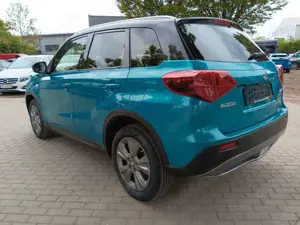 Suzuki Vitara 1.5 Hybrid Comfort 4x4 Klima SHZ Kamera Bild 5