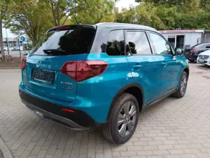 Suzuki Vitara 1.5 Hybrid Comfort 4x4 Klima SHZ Kamera Bild 4