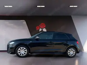 Audi A1 Sportback 35 1.5 TFSI S-tronic S-line Navi RFK LE Bild 3