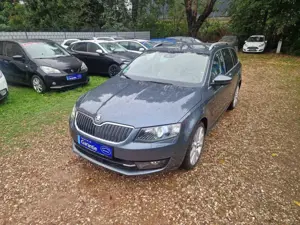 Skoda Octavia Combi DSG Xenon Navi 18" LED 2Hnd Sitzhz Scheckh