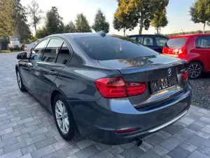 BMW 320 320 i Automatik Xenon Navi Teilleder Tüv neu Bild 2