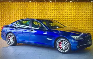 BMW 750 i xDrive*Kamera*SHZ*Bi-Xenon*Standheizung*NAV