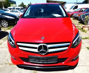 Mercedes-Benz B 220 4Matic Aut., Teilleder, Xenon, Navi, BC,E6 Bild 2