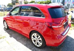 Mercedes-Benz B 220 4Matic Aut., Teilleder, Xenon, Navi, BC,E6 Bild 5