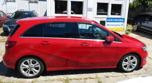 Mercedes-Benz B 220 4Matic Aut., Teilleder, Xenon, Navi, BC,E6 Bild 4
