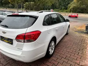 Chevrolet Cruze Station Wagon LT+ Bild 4