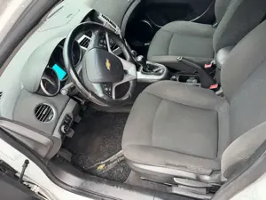 Chevrolet Cruze Station Wagon LT+ Bild 5