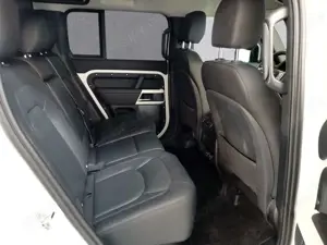 Land Rover Defender 110 D200 SE Bild 5