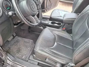 Jeep Wrangler / Wrangler Unlimited Sahara Bild 3