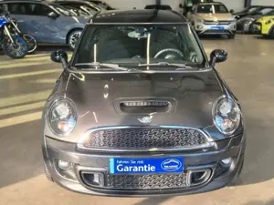 MINI Cooper S Clubman COOPER S CLUBMAN KLIMA XENON PDC PANO TEMPOMAT Bild 2