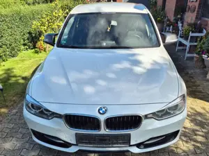 BMW 320 3er Touring Diesel 320d Touring Sport Automatik