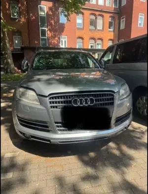 Audi Q7 4.2 TDI DPF quattro tiptronic