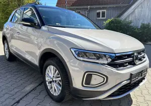 Volkswagen T-Roc 1,0 TSI Life, AHK, Kamera, Navi Bild 4