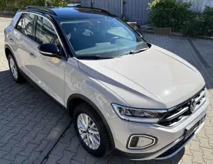 Volkswagen T-Roc 1,0 TSI Life, AHK, Kamera, Navi Bild 1
