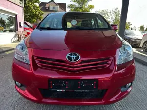 Toyota Verso Life "HU+Service Neu" Bild 2