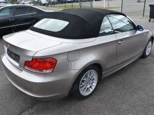 BMW 118 118i *CABRIO*SITZHZ*KLIMA*LEDER*STEUERKETTE NEU Bild 4