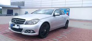Mercedes-Benz C 220 C 220 CDI DPF Coupe (BlueEFFICIENCY)