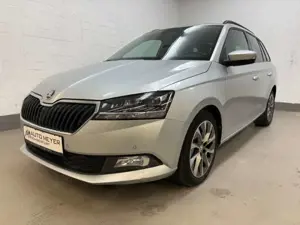 Skoda Fabia Combi Ambition Clever 1.0 TSI Navi Bluetooth Shz. Bild 2