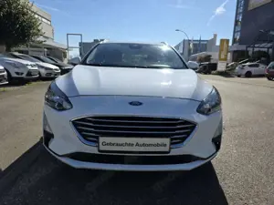 Ford Focus Turnier 1.5 DTCI Cool  Connect*1.Hand* Bild 2
