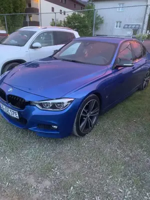 BMW 330 Bild 1