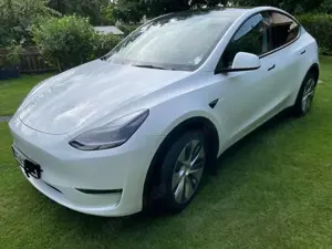 Tesla Model Y Model Y Performance Dual Motor AWD