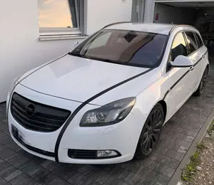 Opel Insignia Insignia Sports Tourer Diesel 2.0 CDTI Sports Tour