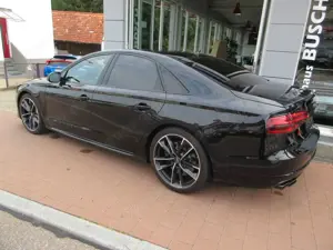 Audi S8 4.0 TFSI plus tiptronic quattro/Sportauspuffa Bild 3