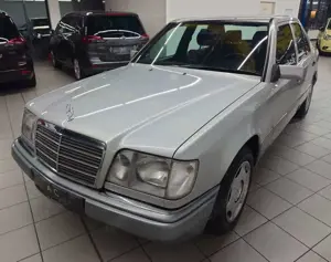 Mercedes-Benz E 220 Autmatik,Klima,SD