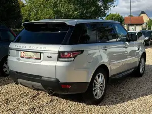 Land Rover Range Rover Sport SE*GARANTIE*TÜV+Service Neu* Bild 4