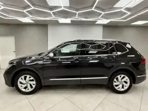 Volkswagen Tiguan Allspace 2.0 TDI DSG Life 7Sitzer RCam LED AHK Bild 3