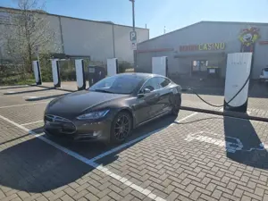 Tesla Model S Model S