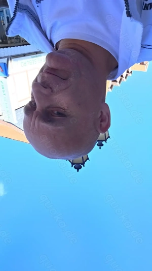 Suche Devote Frau  zum ausleben und die man anpacken kann