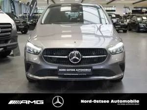Mercedes-Benz B 200 PROGRESSIVE ADV TOTWINKEL PANO NIGHT DISTR Bild 2