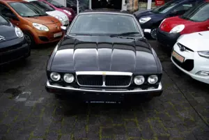 Jaguar XJ12