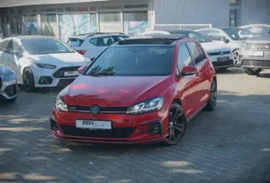 Volkswagen Golf VII Lim. GTI Performance /Pano./ R-Kam /