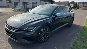 Volkswagen Arteon R 4Motion mangangrau metallic (Garantie 12/2028)