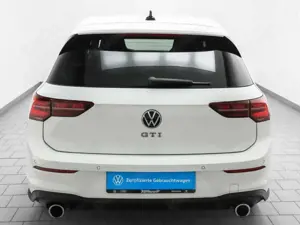 Volkswagen Golf GTI Black Style Navi IQ.Light Kamera Bild 4